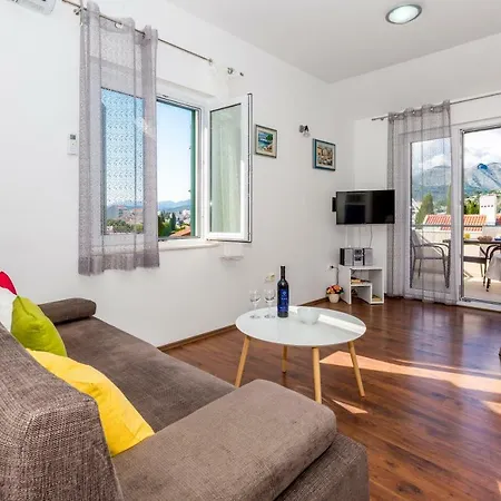 Apartment Petra *