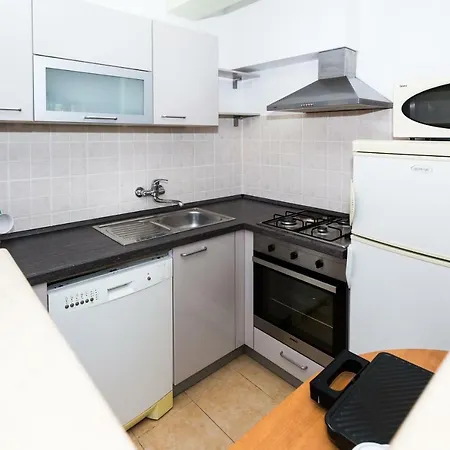 Petra Apartment